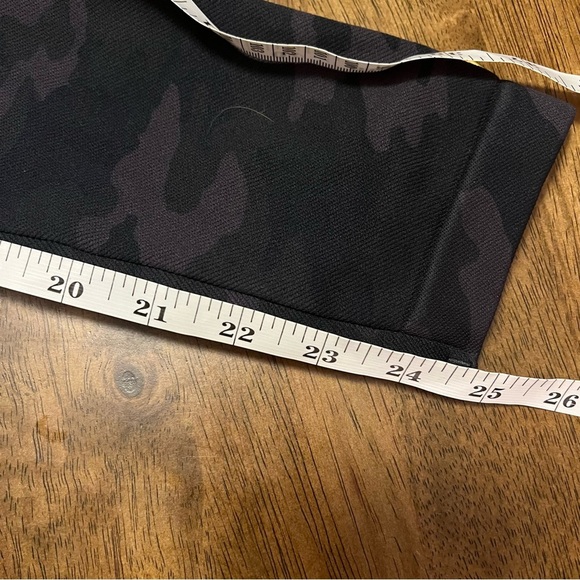 Spanx Look At Me Now Seamless Leggings Size M Athletic Workout Athleisure Womens - Picture 8 of 9